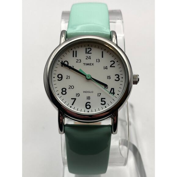 Timex Indiglo Womens Watch 32mm - New Battery - New Timex Leather Band - WR 30m - Picture 1 of 10